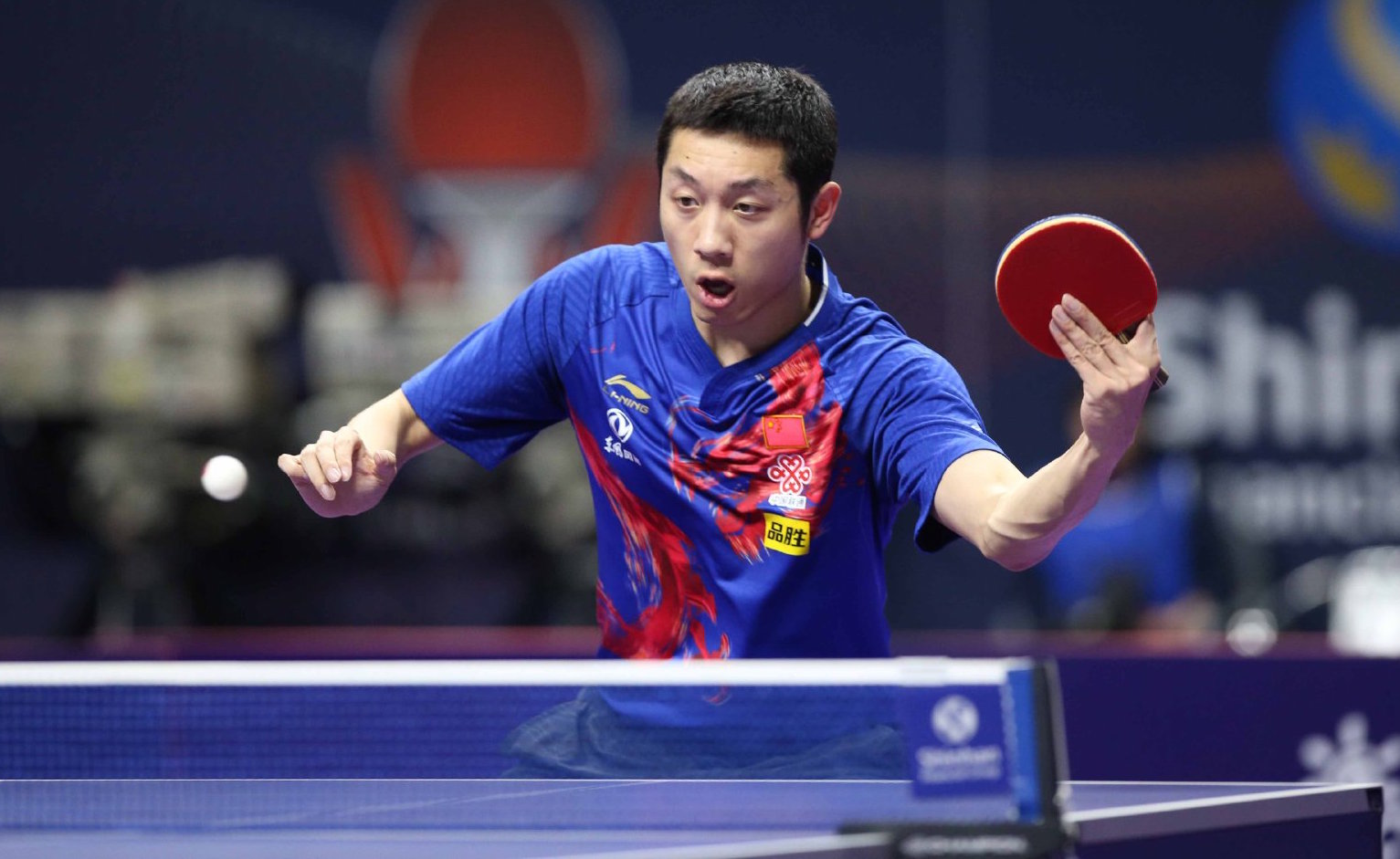 的加持下 的加持下