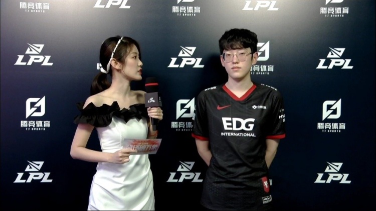 而在此前 而在此前