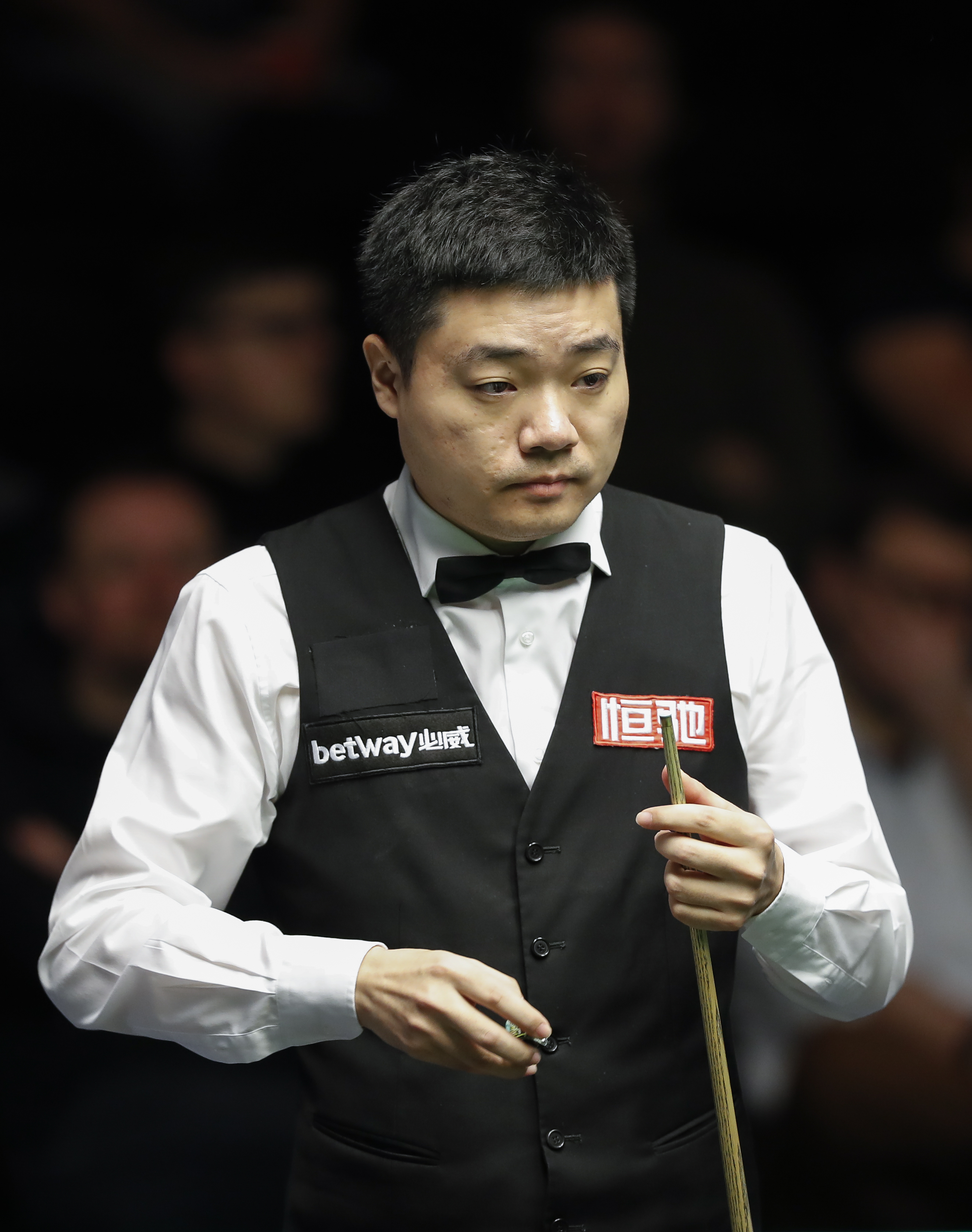 二发施压与 二发施压与